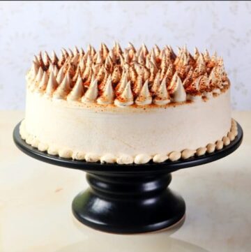 Tiramisu cake