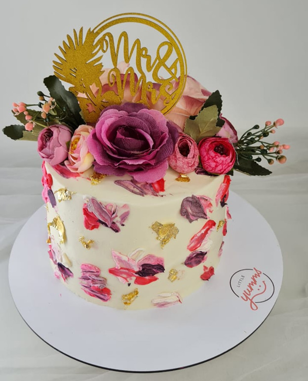Pretty floral cake