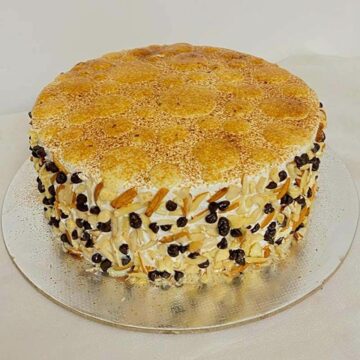 Nutty buble cake