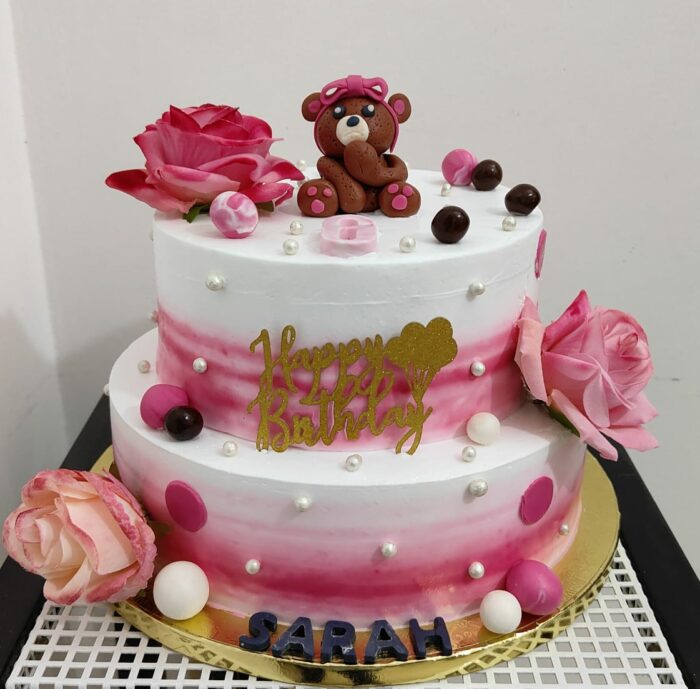 Teddy bear cake