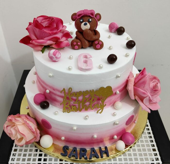 Teddy bear cake
