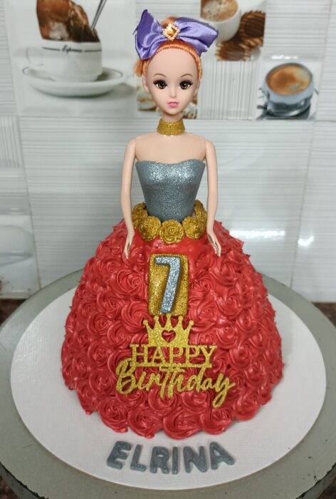 Barbie cake
