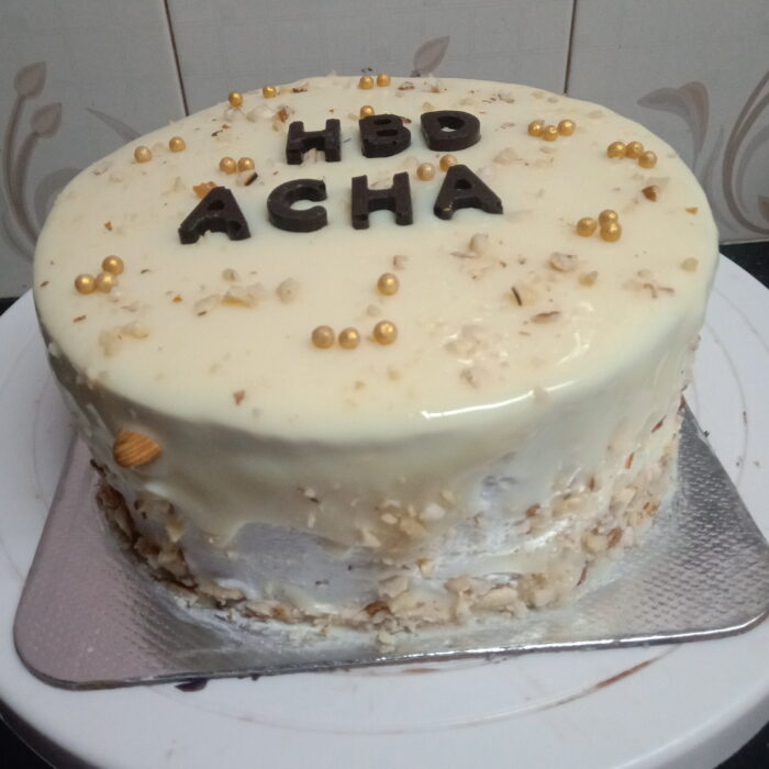 Milky nuts cake