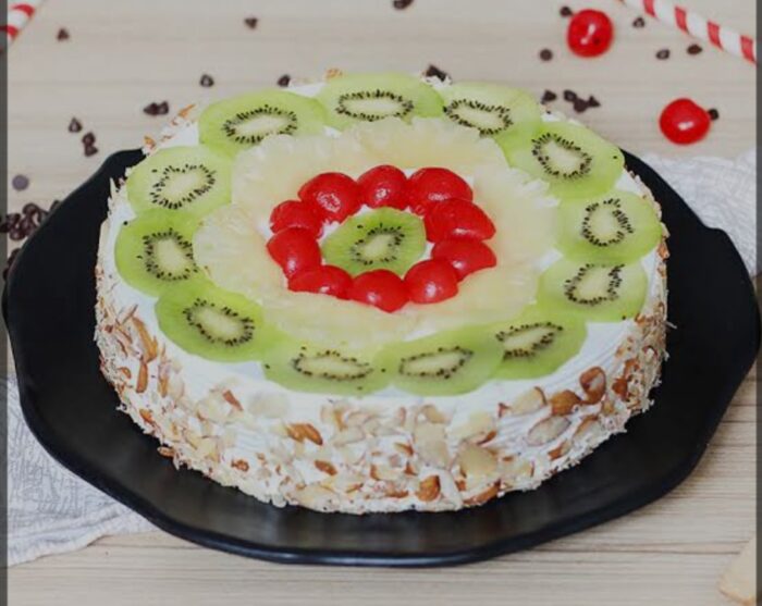 Fresh fruit cake