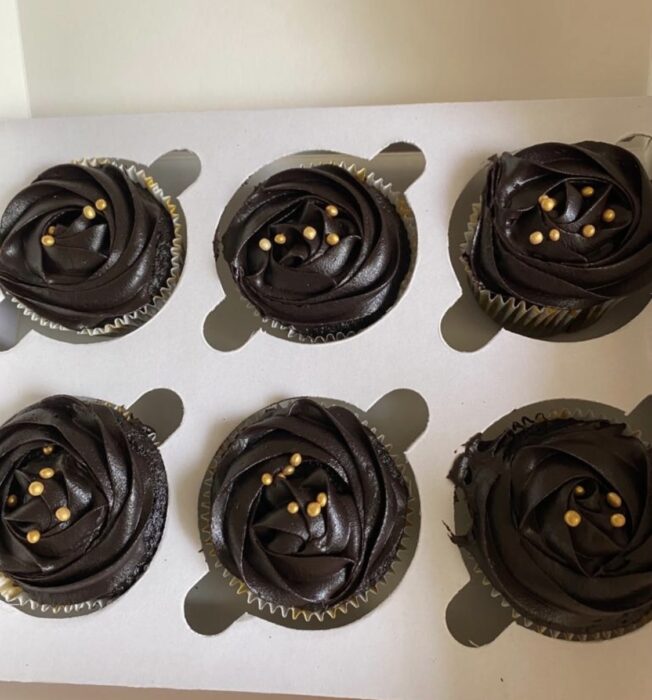 Eggless chocolate cupcakes