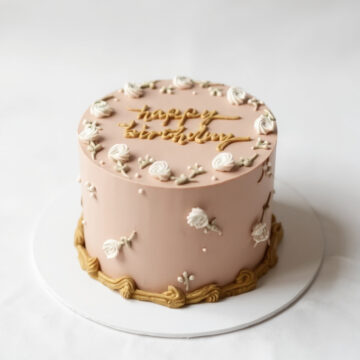 Pink vintage cake