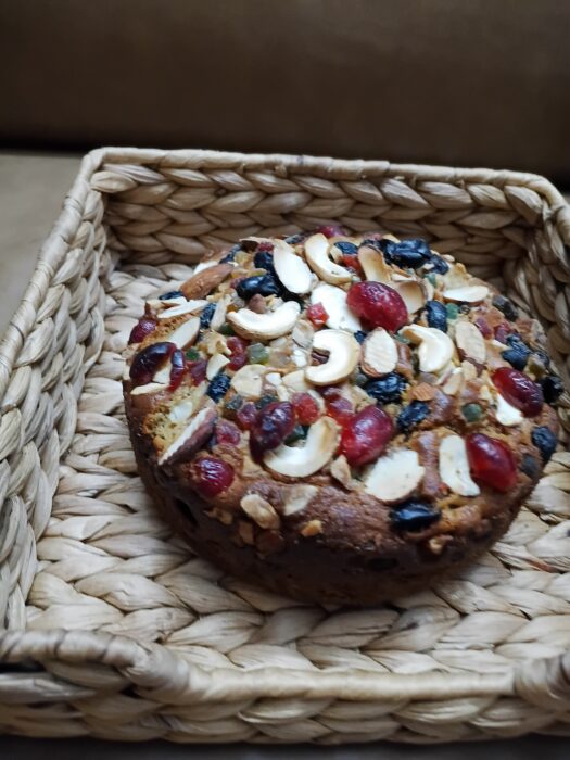 Eggless wholewheat jaggery plum cake
