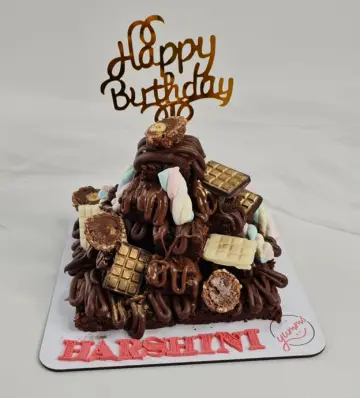 Fudge browine tower cake