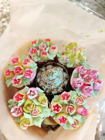 Cupcake bouquet