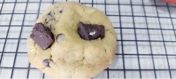 Classic chocochip cookies