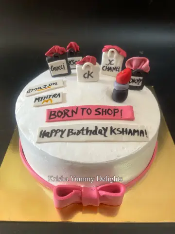 Shopaholic theme cake