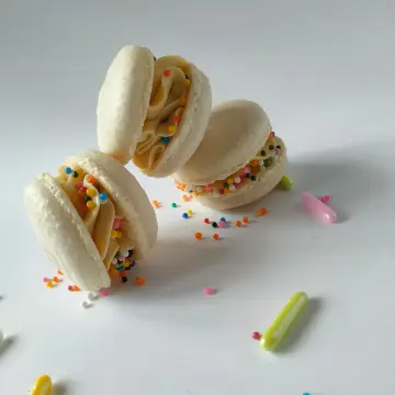 Birthday cake Macaron
