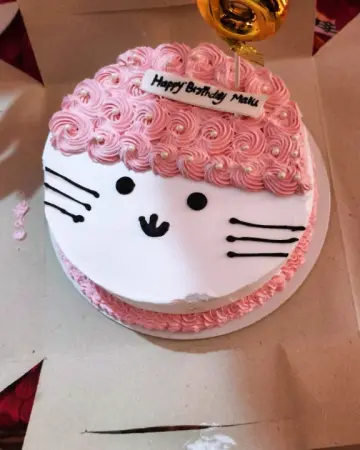 Customised chocolate cake