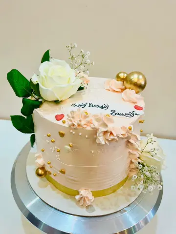 Theme cake